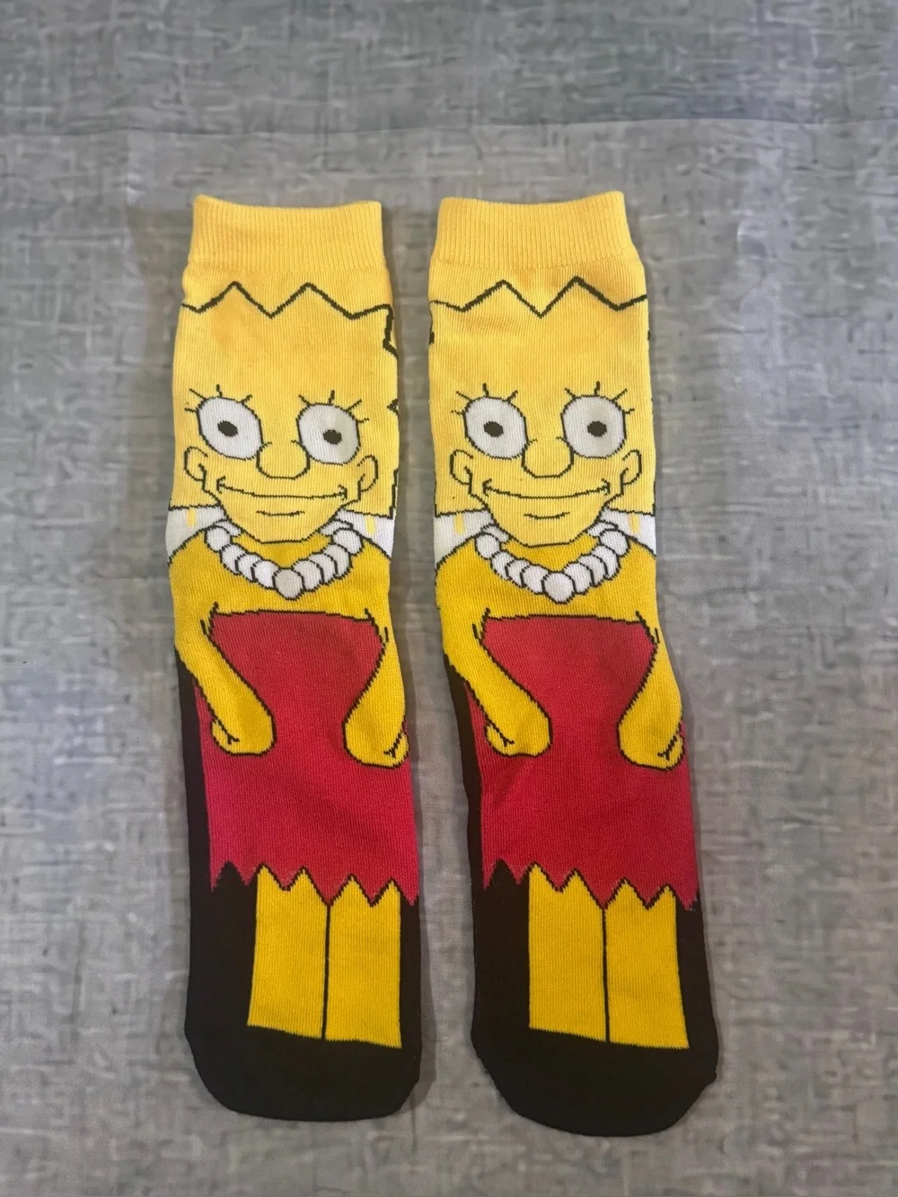 ❤️🌵 The Simpsons Yellow Cartoon Character‎ Socks. NWOT
